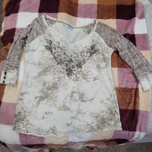Med womens top. 3 quarter sleeve
